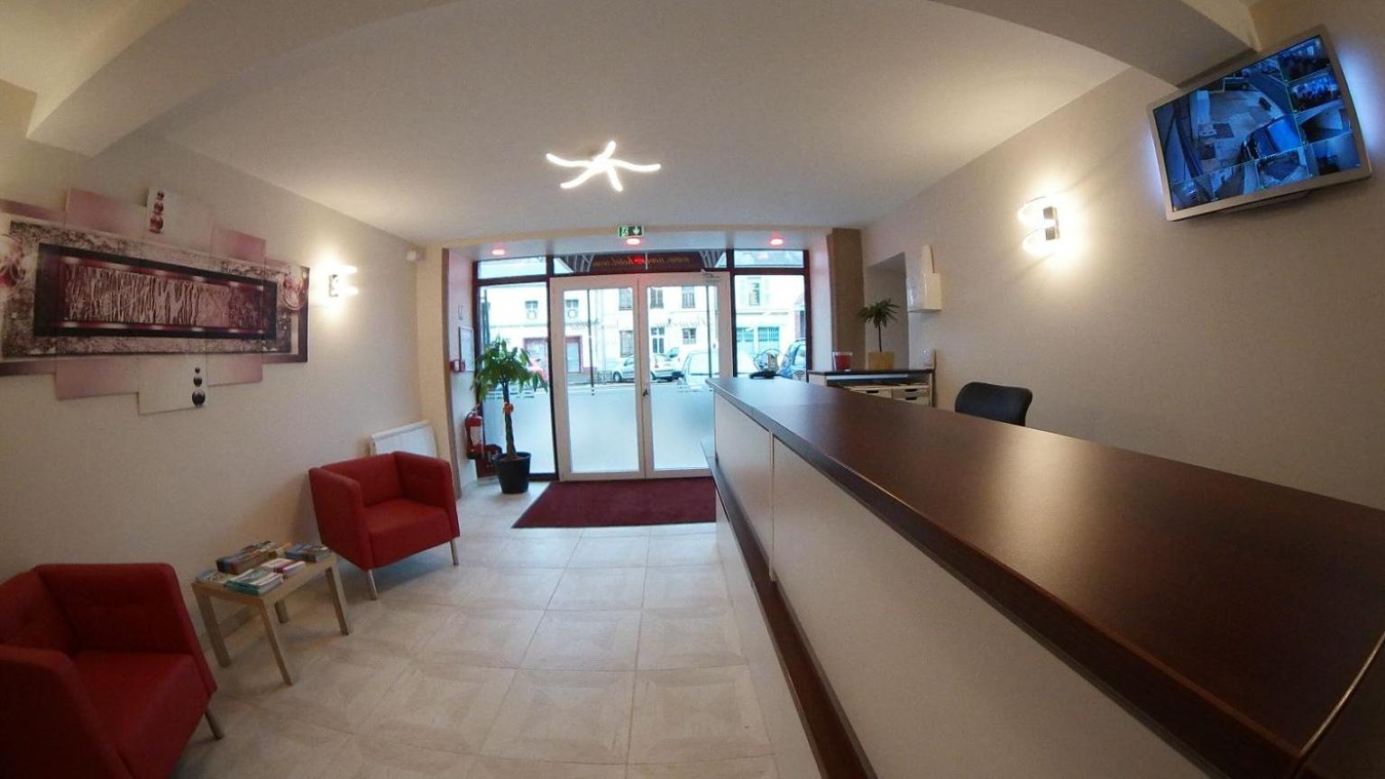 Nevers Hotel Buitenkant foto